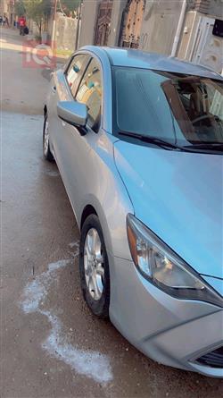 تۆیۆتا یارس